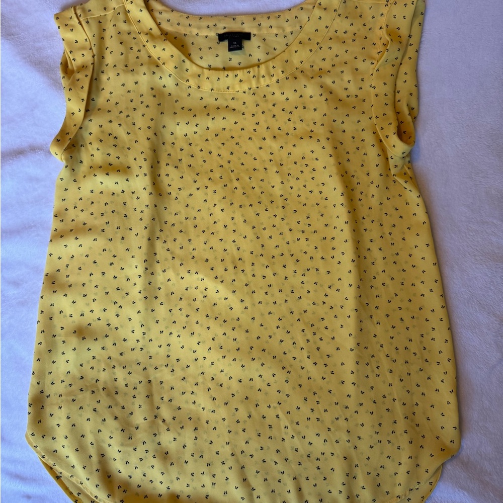 Ann Taylor Factory Mustard Sleeveless Top with Black Pattern
